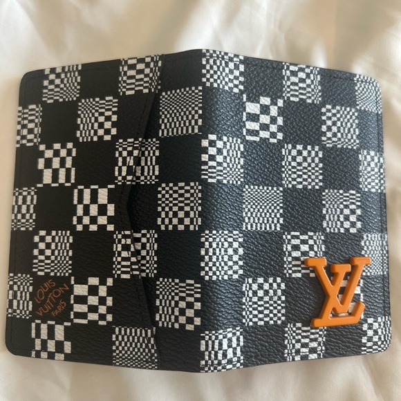 Louis Vuitton Pocket Organizer - Picture 5 of 5